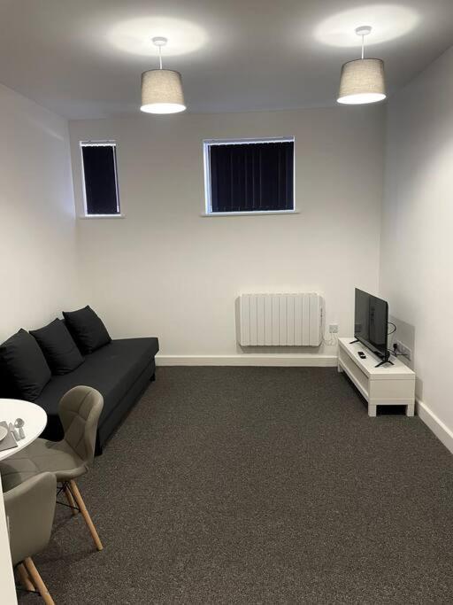 #4Bs 1 Bed Serviced Apartment Derby Exterior foto
